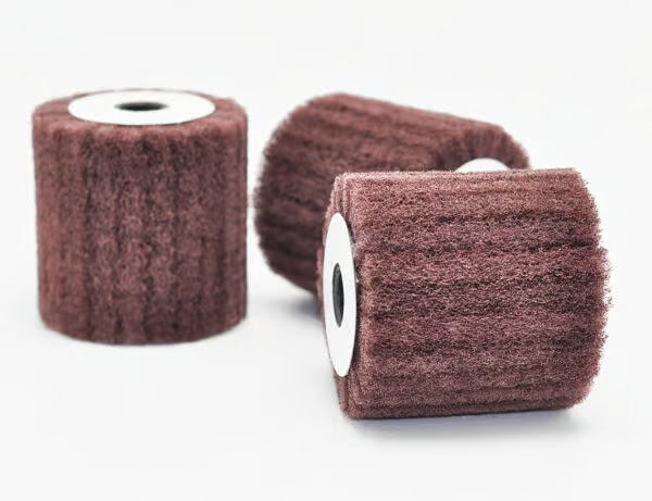 Non-Woven-Nylon-Grinding-Wire-Drawing-Matt-Buffing-Abrasive-Buffing-Brush-Wheel_03-600x461.avif